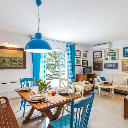 Apartman “mirta” *